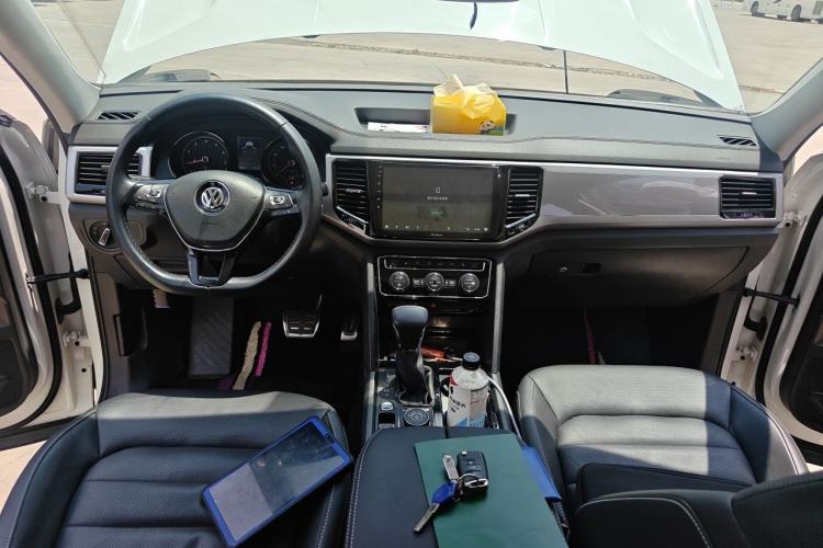Used Volkswagen Teramont 2017 380TSI Four-Wheel Drive Luxury Edition Center Console