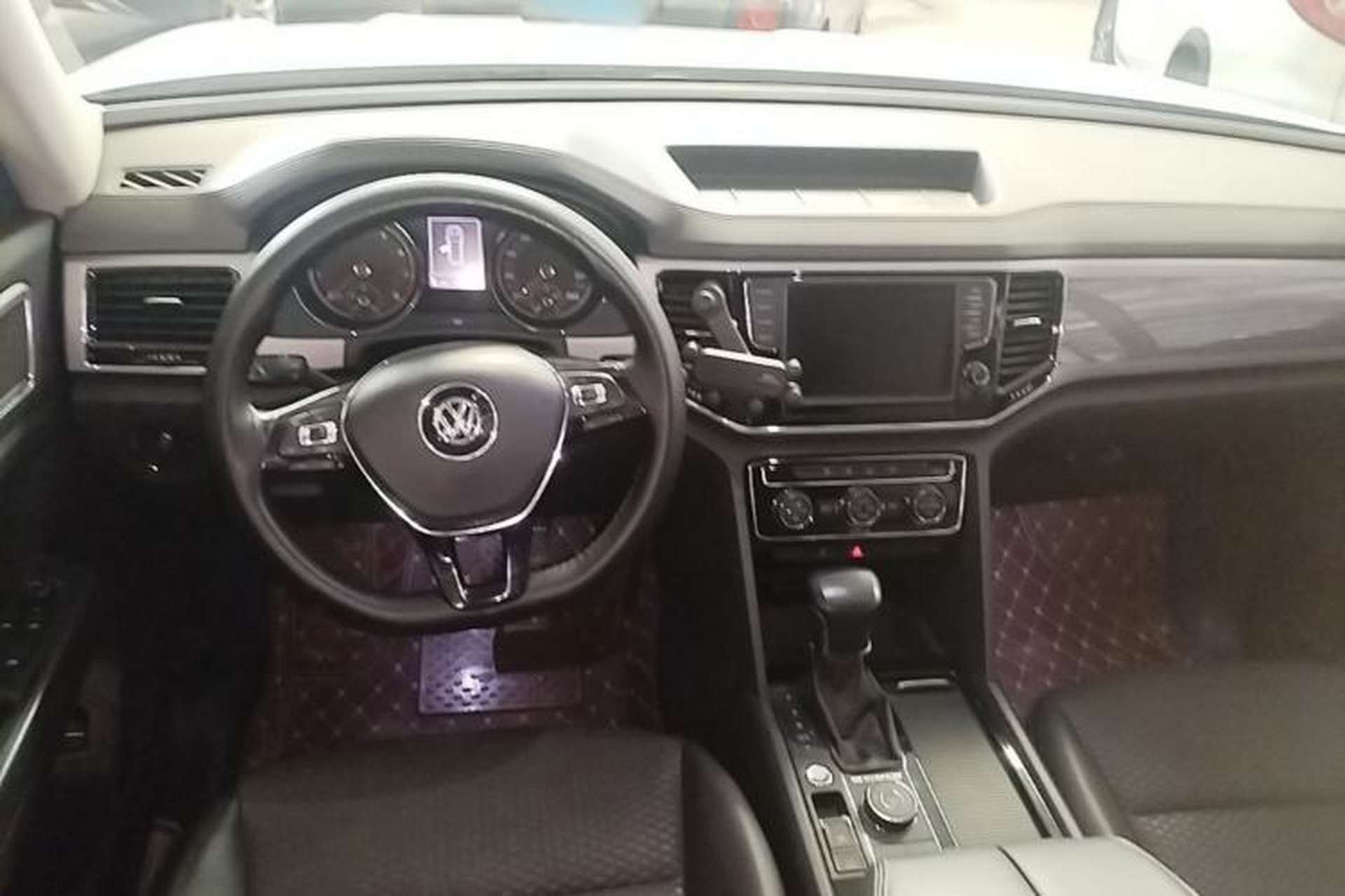 Used Volkswagen Teramont 2017 380TSI Four-Wheel Drive Comfort Edition Center Console