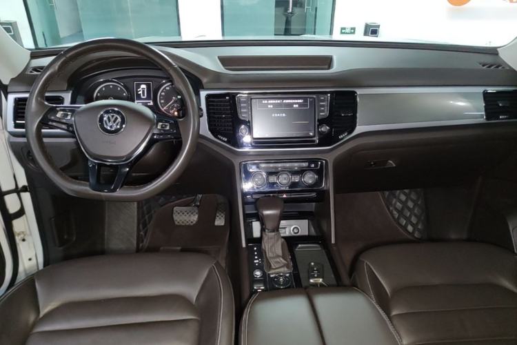 Used Volkswagen Teramont 2017 380TSI Four-Wheel Drive Luxury Edition Center Console