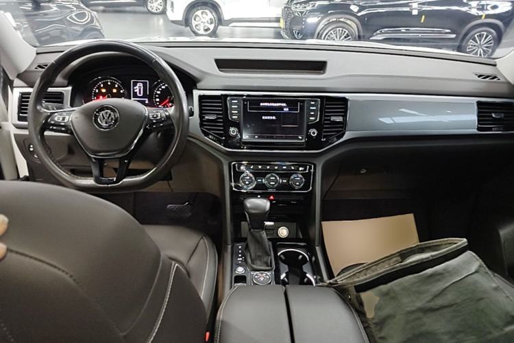 Used Volkswagen Teramont 2017 380TSI Four-Wheel Drive Luxury Edition Center Console