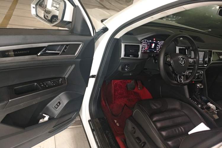 Used Volkswagen Teramont 2017 330TSI Two-Wheel-Drive Luxury Edition Driver Seat