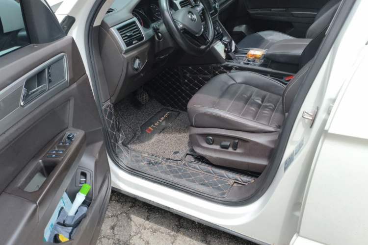 Used Volkswagen Teramont 2017 380TSI Four-Wheel Drive Luxury Edition Driver Seat
