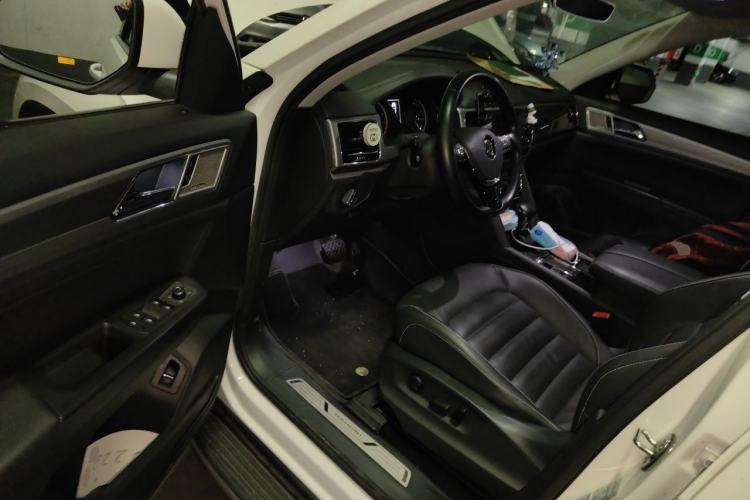 Used Volkswagen Teramont 2017 330TSI Two-Wheel-Drive Luxury Edition Driver Seat