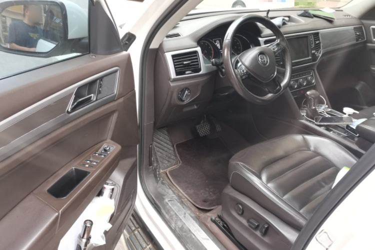 Used Volkswagen Teramont 2017 330TSI Two-Wheel-Drive Luxury Edition Driver Seat