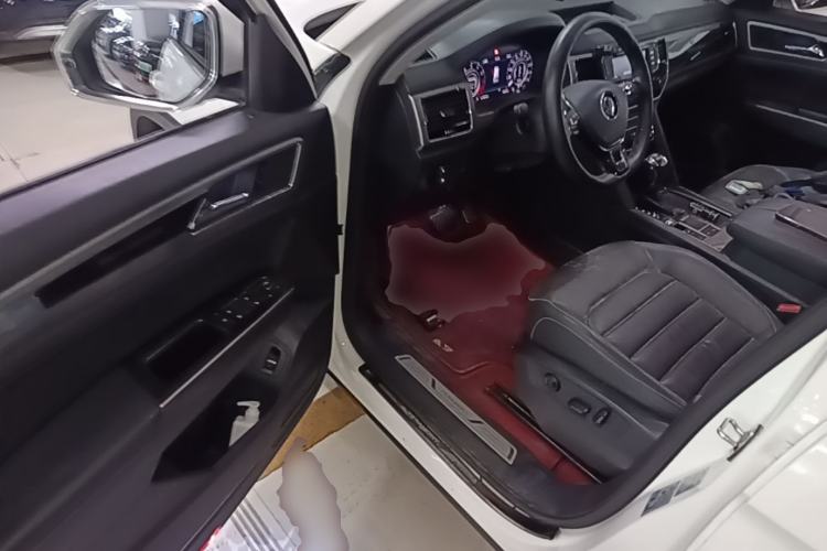 Used Volkswagen Teramont 2017 330TSI Two-Wheel-Drive Luxury Edition Driver Seat
