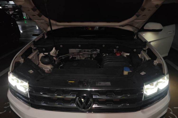 Used Volkswagen Teramont 2017 380TSI Four-Wheel Drive Luxury Edition Engine Bay