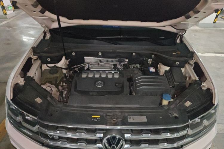 Used Volkswagen Teramont 2017 530 V6 Four-Wheel Drive Luxury Edition Engine Bay