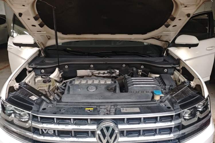 Used Volkswagen Teramont 2017 530 V6 Four-Wheel Drive Flagship Edition Engine Bay