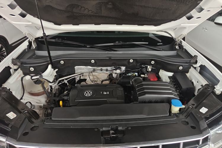 Used Volkswagen Teramont 2017 380TSI Four-Wheel Drive Luxury Edition Engine Bay