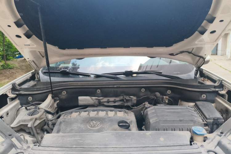 Used Volkswagen Teramont 2017 530 V6 Four-Wheel Drive Flagship Edition Engine Bay