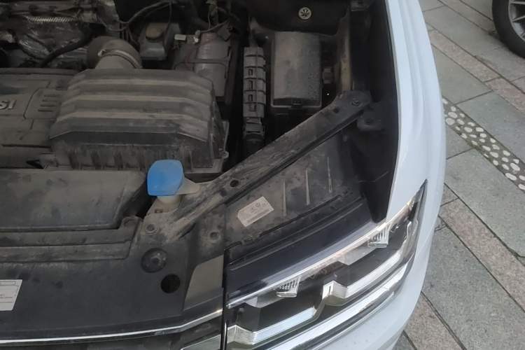 Used Volkswagen Teramont 2017 380TSI Four-Wheel Drive Luxury Edition Engine Bay Left