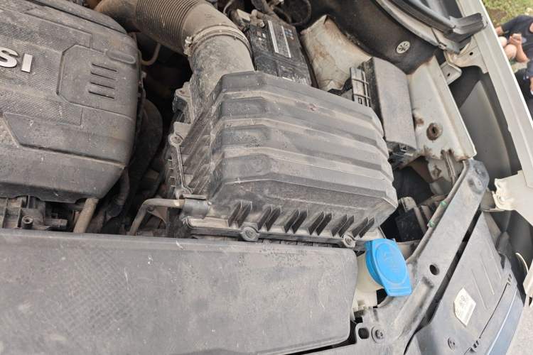 Used Volkswagen Teramont 2017 380TSI Four-Wheel Drive Comfort Edition Engine Bay Left