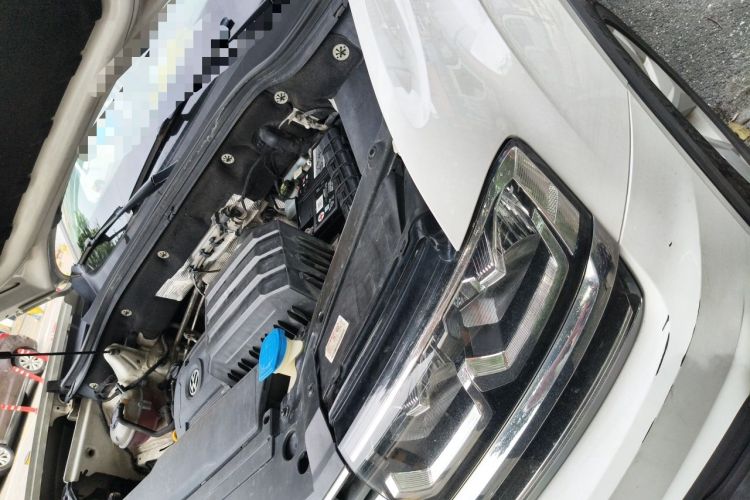 Used Volkswagen Teramont 2017 380TSI Four-Wheel Drive Comfort Edition Engine Bay Left