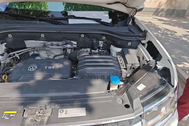 Used Volkswagen Teramont 2017 380TSI Four-Wheel Drive Luxury Edition Engine Bay Left
