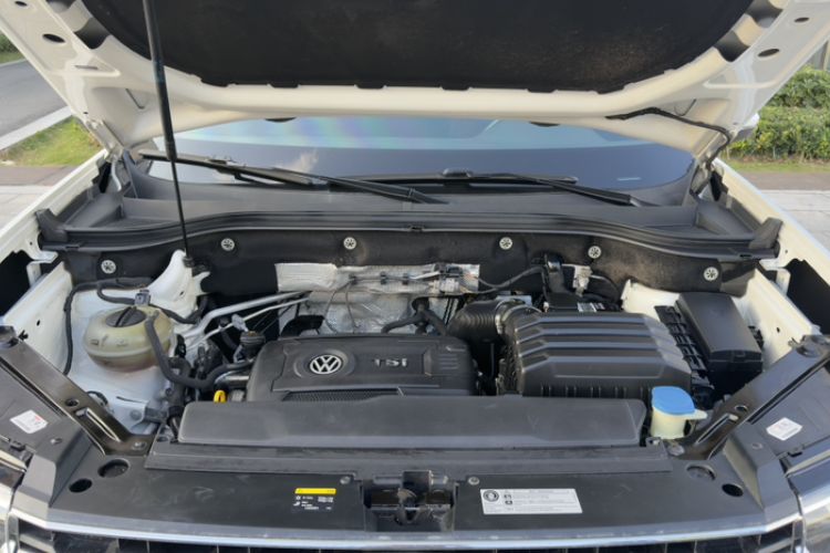 Used Volkswagen Teramont 2017 380TSI Four-Wheel Drive Luxury Edition Engine Bay