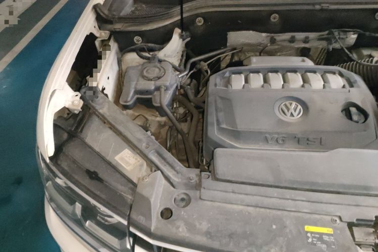 Used Volkswagen Teramont 2017 530 V6 Four-Wheel Drive Flagship Edition Engine Bay Right
