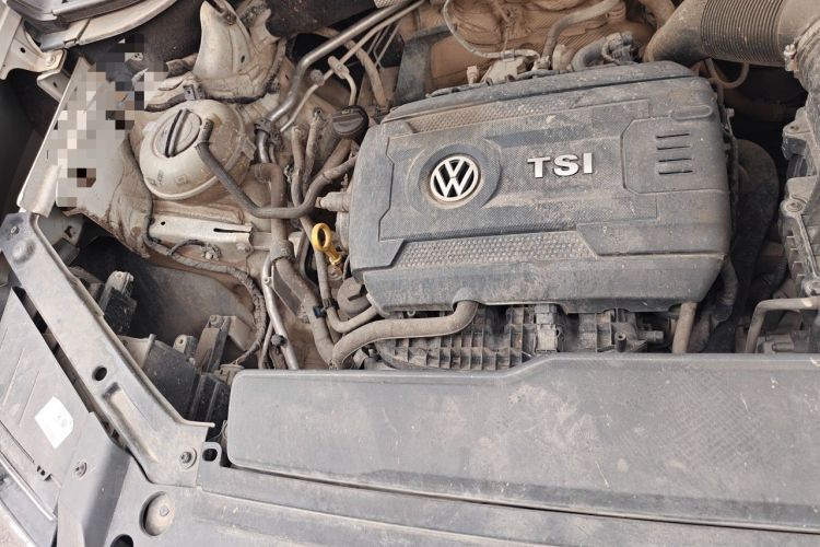 Used Volkswagen Teramont 2017 380TSI Four-Wheel Drive Comfort Edition Engine Bay Right