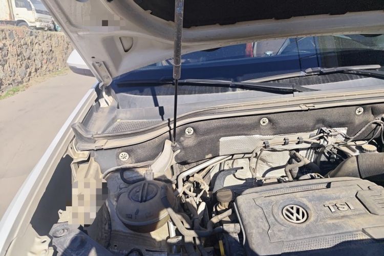 Used Volkswagen Teramont 2017 380TSI Four-Wheel Drive Luxury Edition Engine Bay Right