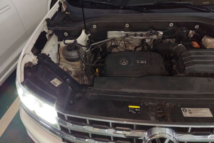 Used Volkswagen Teramont 2017 380TSI Four-Wheel Drive Flagship Edition Engine Bay Right