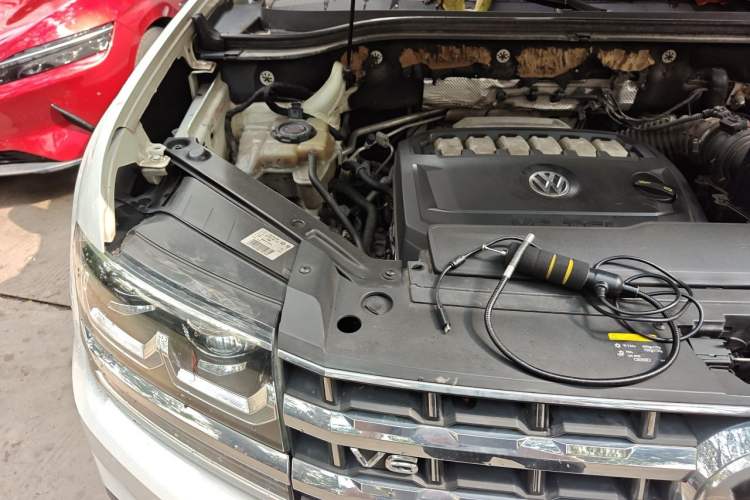 Used Volkswagen Teramont 2017 530 V6 Four-Wheel Drive Supreme Flagship Edition Engine Bay Right
