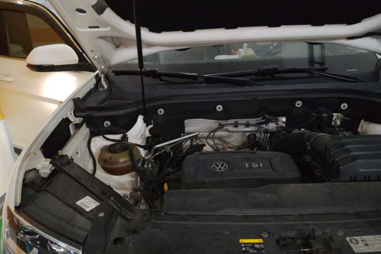 Used Volkswagen Teramont 2017 380TSI Four-Wheel Drive Flagship Edition Engine Bay Right