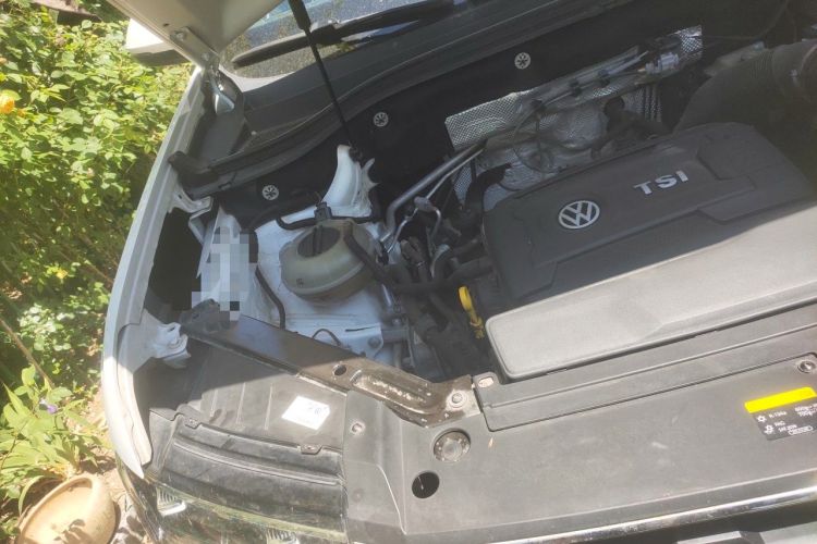 Used Volkswagen Teramont 2017 380TSI Four-Wheel Drive Luxury Edition Engine Bay Right