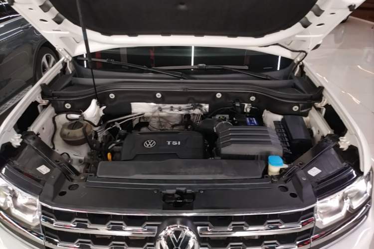Used Volkswagen Teramont 2017 380TSI Four-Wheel Drive Luxury Edition Engine Bay