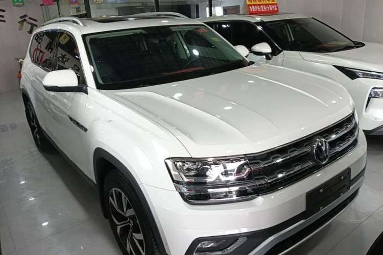 Used Volkswagen Teramont 2017 380TSI Four-Wheel Drive Luxury Edition Front Right 45 Deg