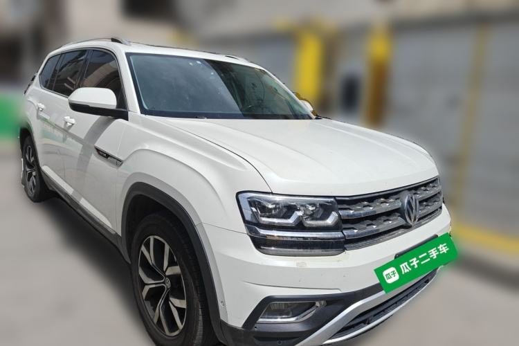 Used Volkswagen Teramont 2017 380TSI Four-Wheel Drive Luxury Edition Front Right 45 Deg