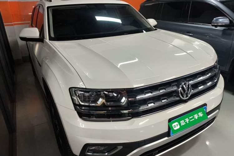 Used Volkswagen Teramont 2017 380TSI Four-Wheel Drive Luxury Edition Front Right 45 Deg