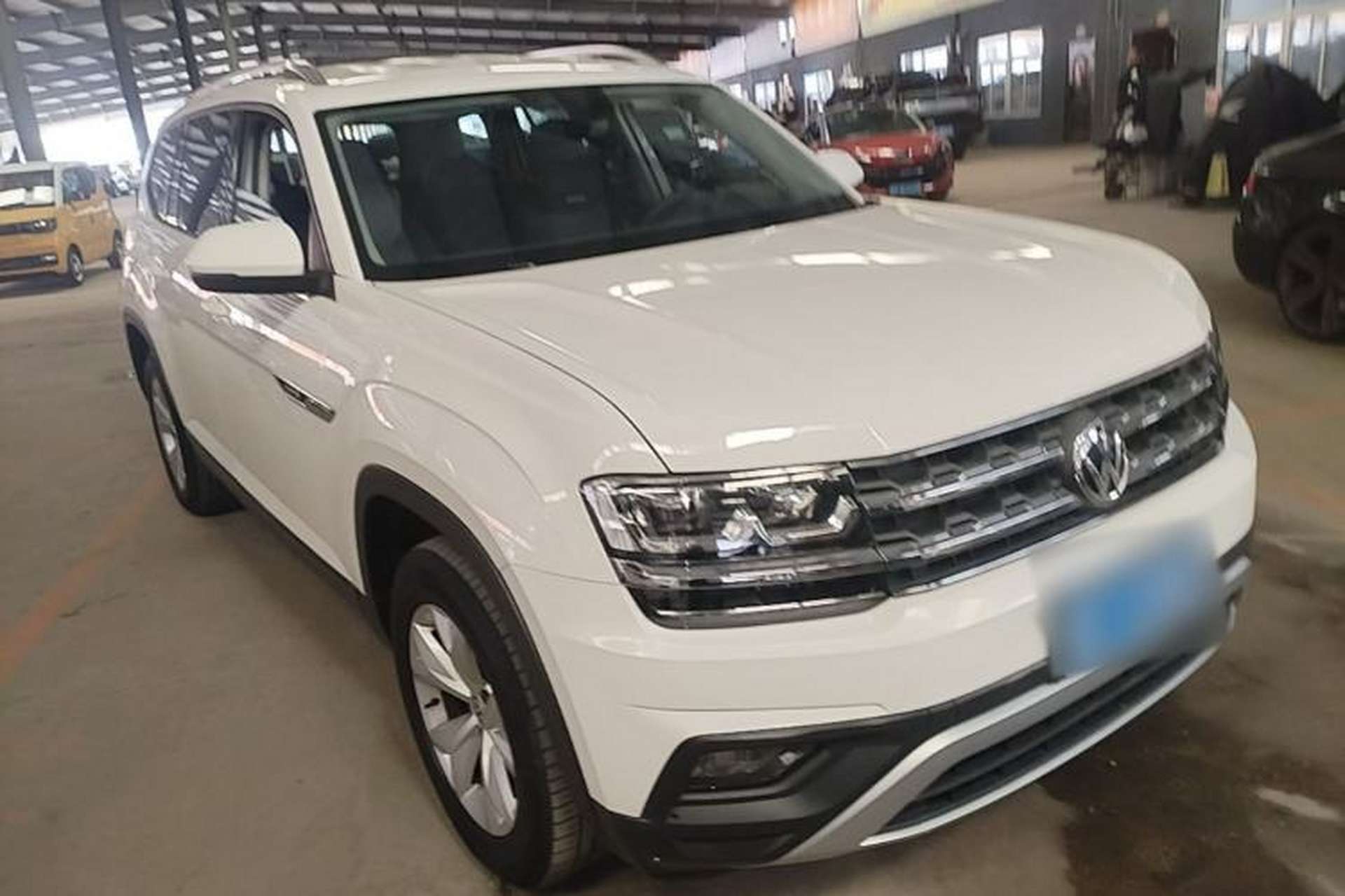Used Volkswagen Teramont 2017 380TSI Four-Wheel Drive Comfort Edition Front Right 45 Deg
