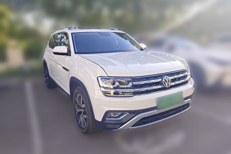 Used Volkswagen Teramont 2017 330TSI Two-Wheel-Drive Luxury Edition Front Right 45 Deg