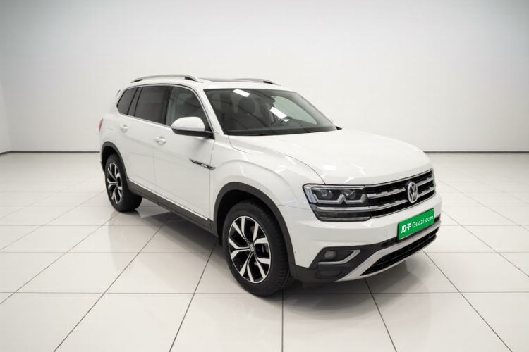 Used Volkswagen Teramont 2017 380TSI Four-Wheel Drive Luxury Edition Front Right 45 Deg