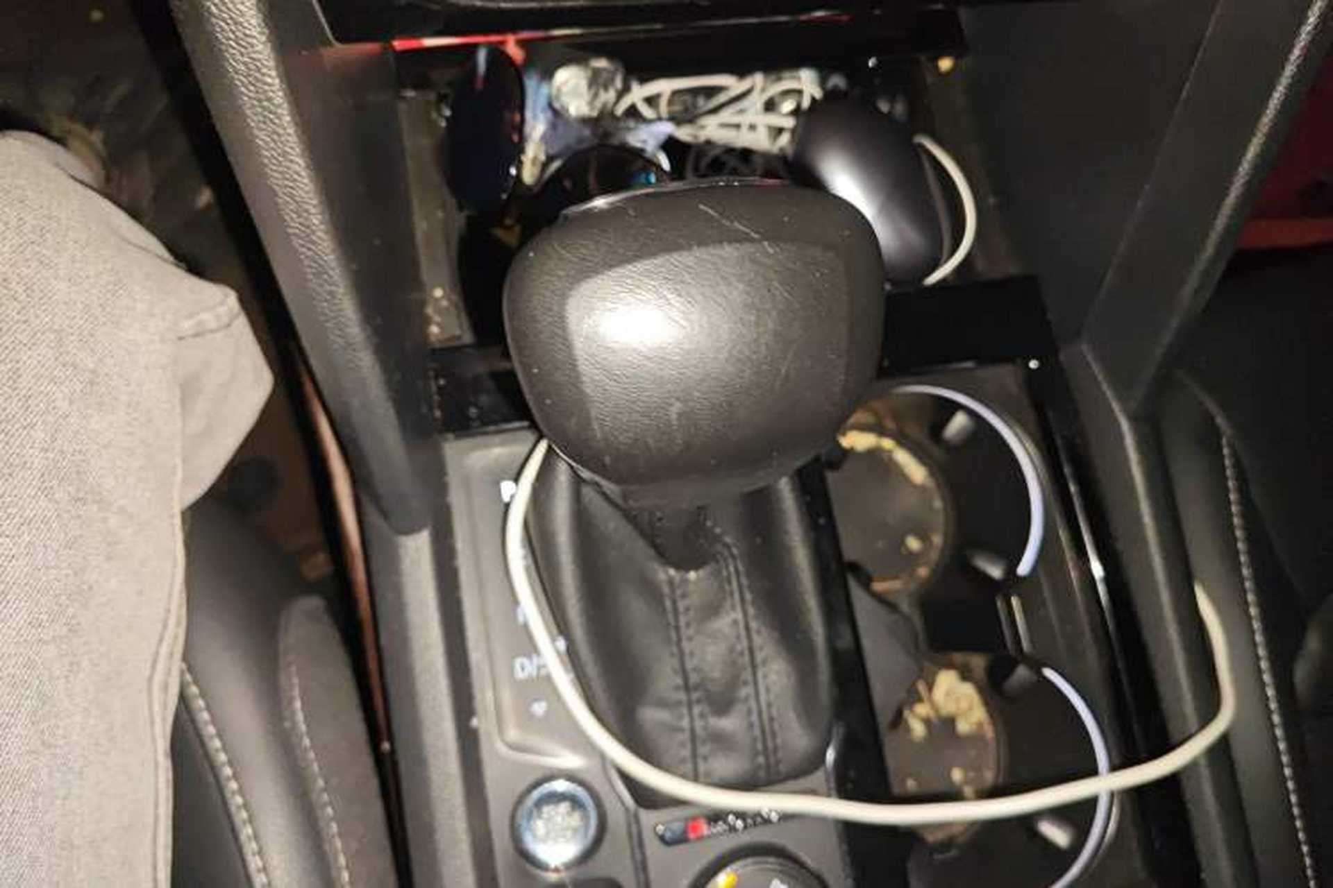 Used Volkswagen Teramont 2017 530 V6 Four-Wheel Drive Luxury Edition Gear Lever