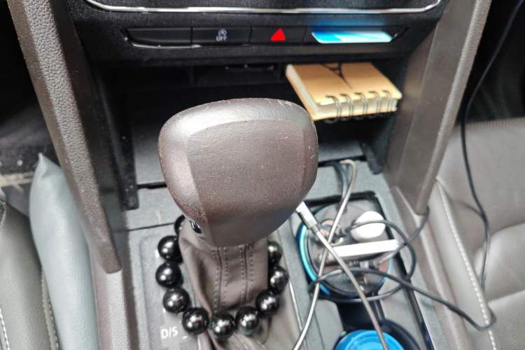 Used Volkswagen Teramont 2017 380TSI Four-Wheel Drive Luxury Edition Gear Lever