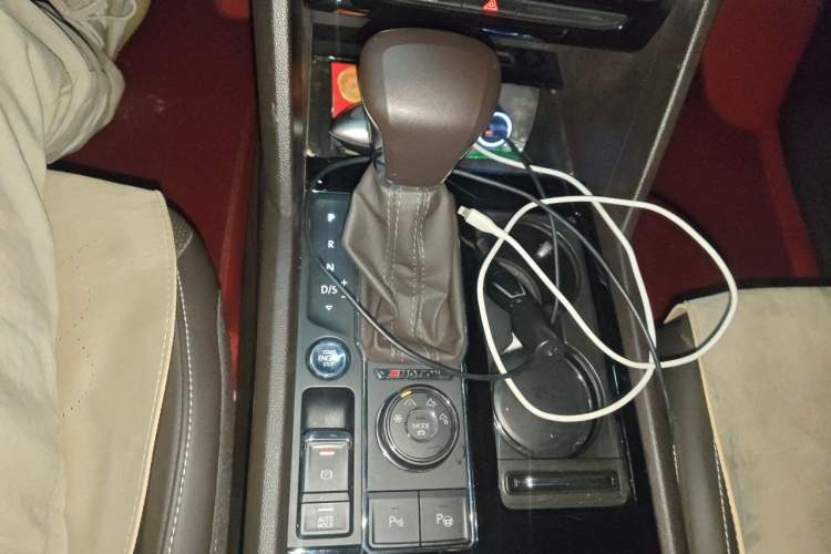 Used Volkswagen Teramont 2017 380TSI Four-Wheel Drive Luxury Edition Gear Lever