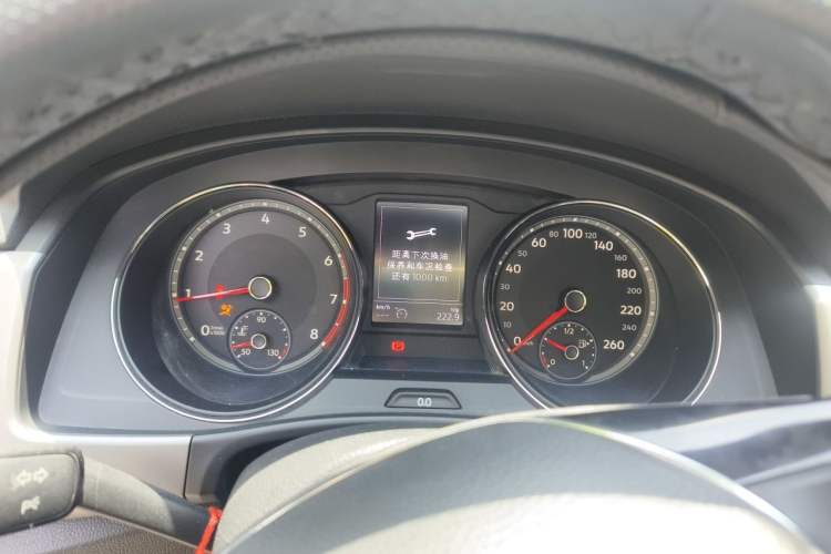 Used Volkswagen Teramont 2017 330TSI Two-Wheel-Drive Comfort Edition Instrument Cluster