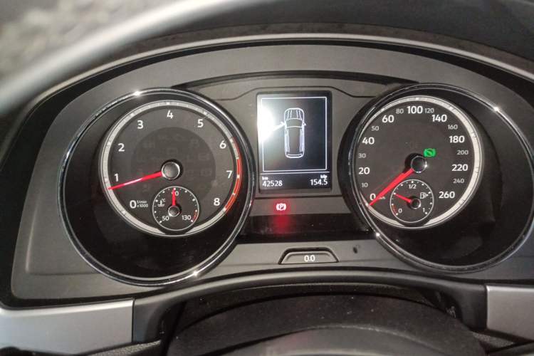Used Volkswagen Teramont 2017 330TSI Two-Wheel-Drive Luxury Edition Instrument Cluster