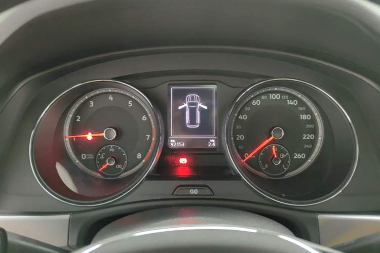 Used Volkswagen Teramont 2017 330TSI Two-Wheel-Drive Luxury Edition Instrument Cluster