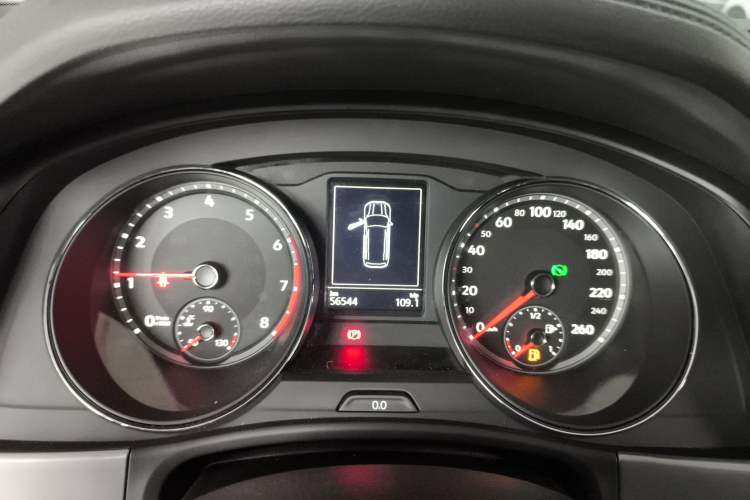 Used Volkswagen Teramont 2017 330TSI Two-Wheel-Drive Luxury Edition Instrument Cluster