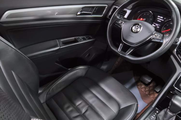 Used Volkswagen Teramont 2017 380TSI Four-Wheel Drive Luxury Edition Interior 11