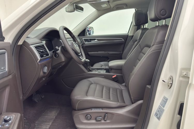 Used Volkswagen Teramont 2017 330TSI Two-Wheel-Drive Flagship Edition Interior 13