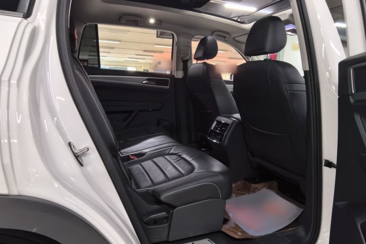 Used Volkswagen Teramont 2017 380TSI Four-Wheel Drive Luxury Edition Interior 14