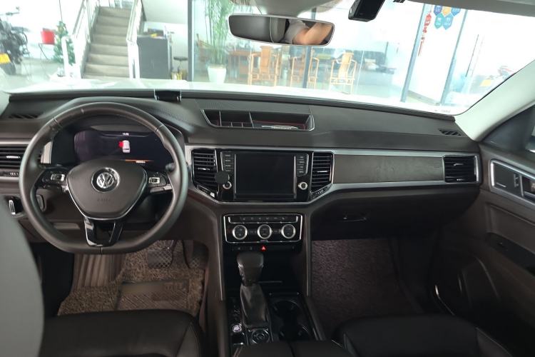 Used Volkswagen Teramont 2017 530 V6 Four-Wheel Drive Flagship Edition Interior 3