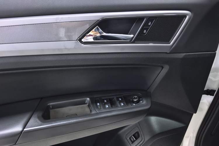 Used Volkswagen Teramont 2017 380TSI Four-Wheel Drive Luxury Edition Interior 8