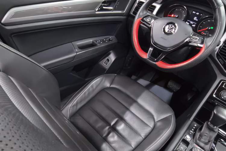 Used Volkswagen Teramont 2017 380TSI Four-Wheel Drive Luxury Edition Interior 8