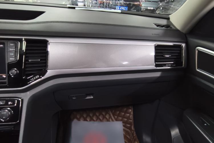 Used Volkswagen Teramont 2017 380TSI Four-Wheel Drive Luxury Edition Interior 8