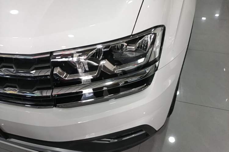 Used Volkswagen Teramont 2017 380TSI Four-Wheel Drive Luxury Edition Left Front Headlight
