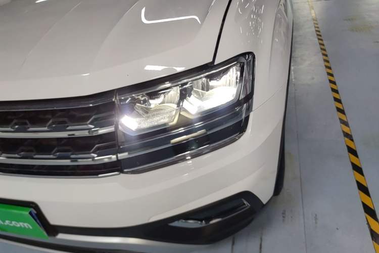 Used Volkswagen Teramont 2017 380TSI Four-Wheel Drive Luxury Edition Left Front Headlight