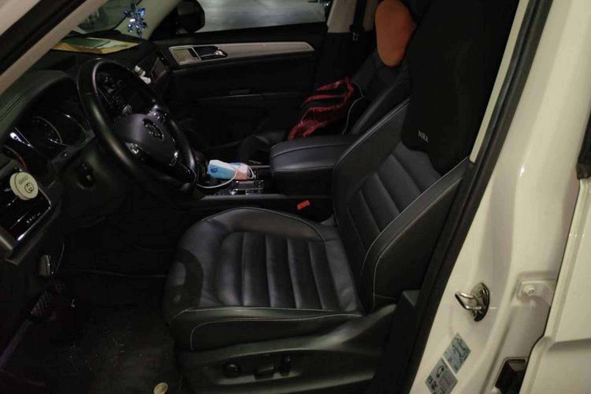 Used Volkswagen Teramont 2017 330TSI Two-Wheel-Drive Luxury Edition Left Front Seat